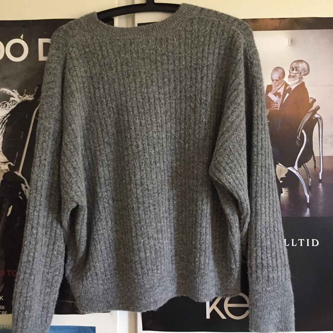 Grå stickad kofta från H&M - 90