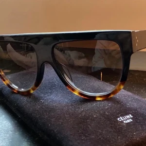 Celine solglasögon - Så fina!!! Älskar verkligen ordinarie pris 3699kr säljer för 1200