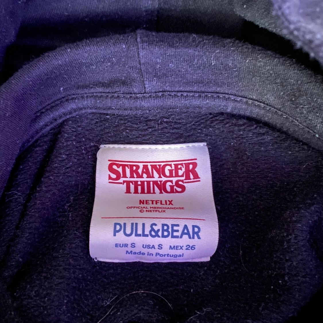 Storlek small men sitter som en medel - 90