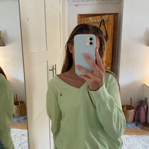 Mint grönt GANT tröja!! - Ett jätte fin mint frön gant tröja, liten urringning rund halsen och i bra skick! 