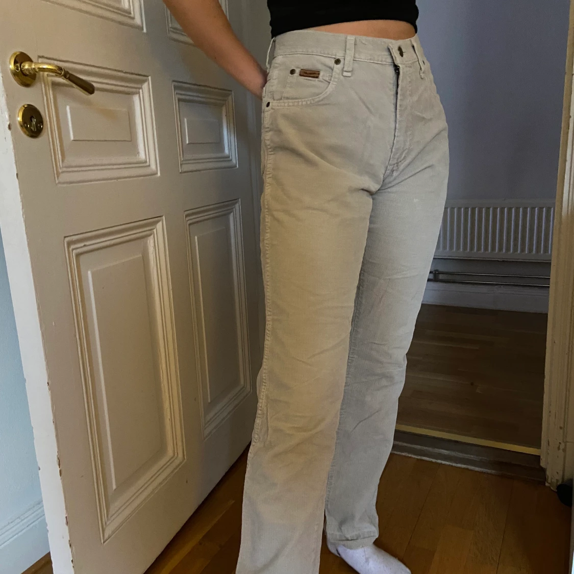 straight leg beige byxor