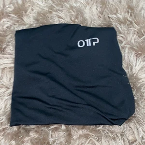 Svart tränings tröja  - Märket är reflex och har använt 1 gång