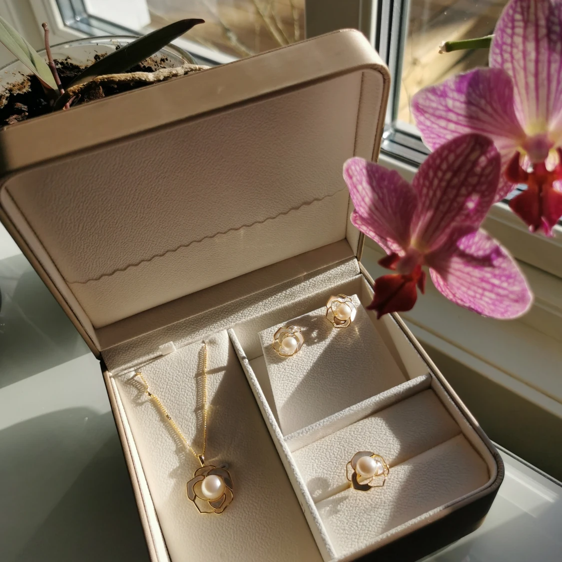 Naturliga pärlsmychen  - 90