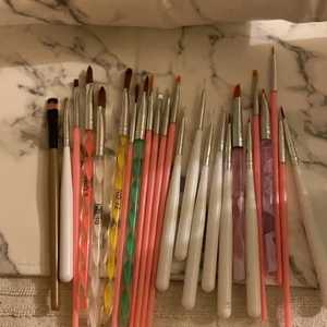 Nagel borstar - Massa nagelbitaren som funkar, säljer alla för 100