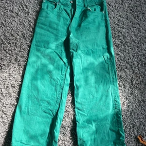 Snygga visa jeans - Dessa jeansen är helt galet snygga och förtjänas att användas 