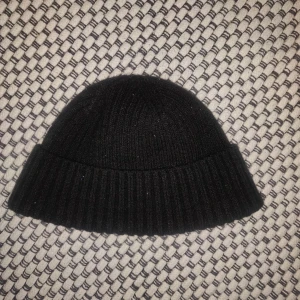 Exklusiv mössa - Mössa i kashmere