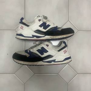 New balance 430 - New balance 430 Encap, fett nice colorway.🔥 storlek 45 men passar mig som brukar ha 44. Frågor? Bara att skicka dm!🙌
