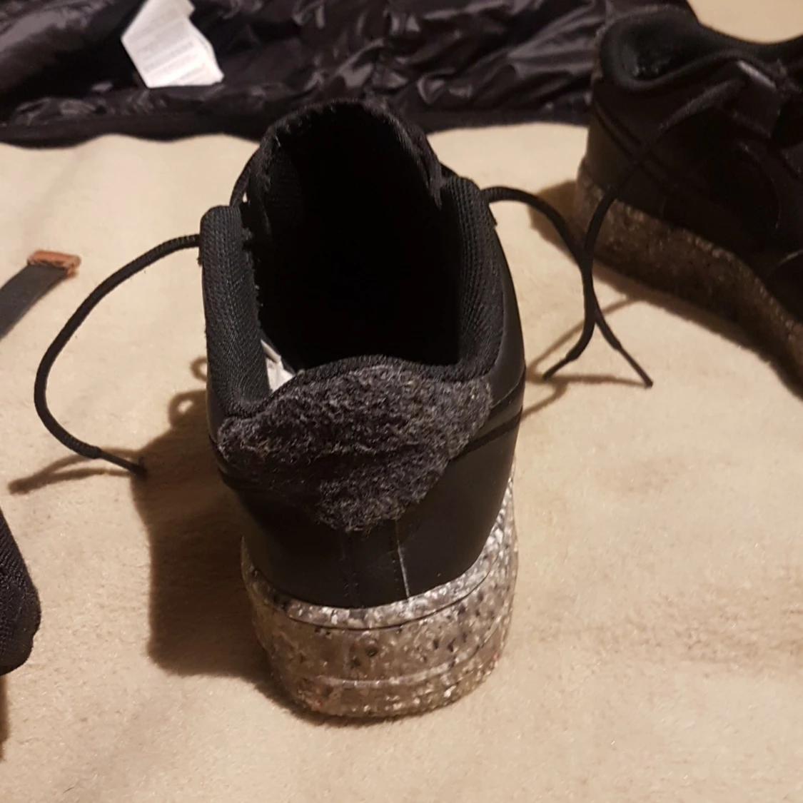 Air force 1 recycle inte använda 700kr  - 91