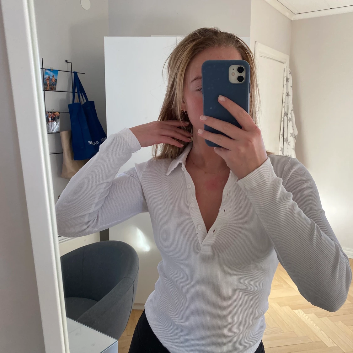 Vit ribbad tröja från ginatricot 