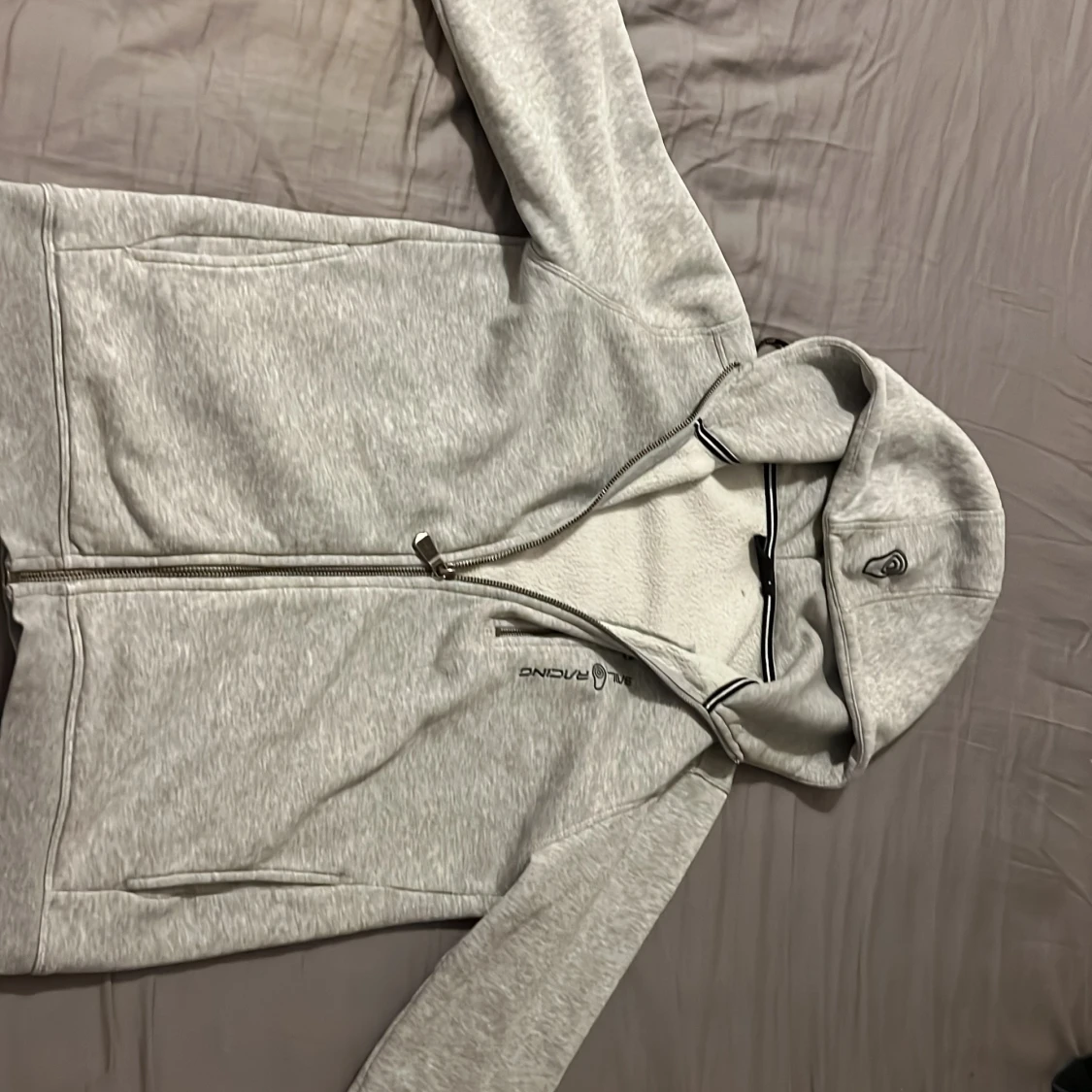 Grå sail racing kofta storlek 160 - 90