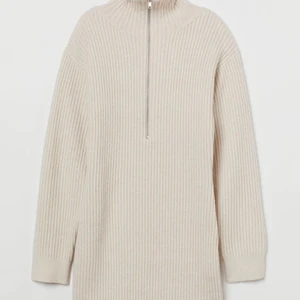 Stickad klänning  - Fin stickad klänning från hm. Storlek XS 