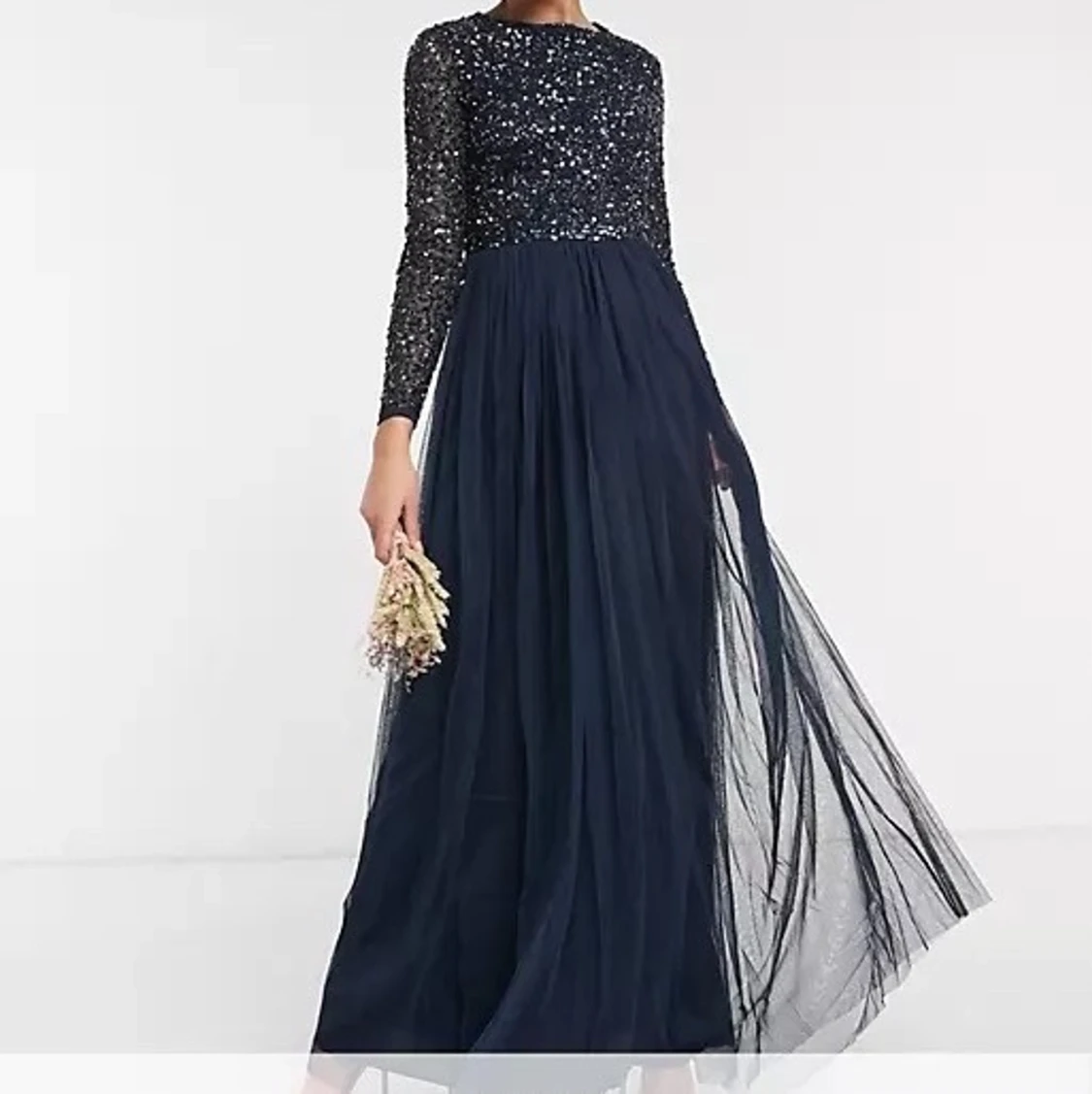 Oanvänd Maya dress strl 40