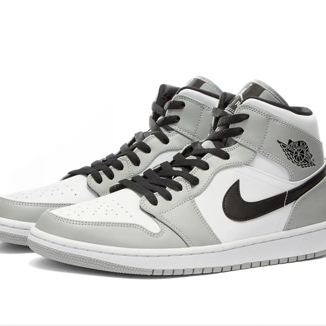 Jordan air 1 mid smoke grey 