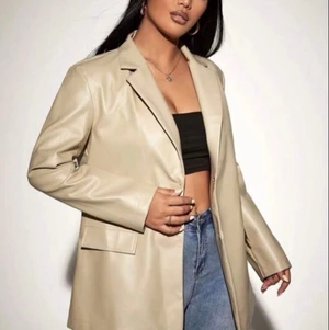 Ubrugt beige blazer i læder s ubrugt - Ubrugt