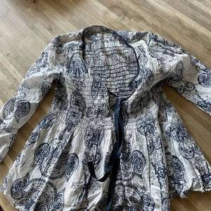 Odd Molly blus  - Sparsamt använd, som nyskick. Storlek 1. 