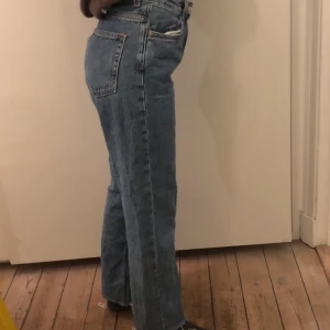 Weekday jeans! - Fina jeans i bra skick. 💜