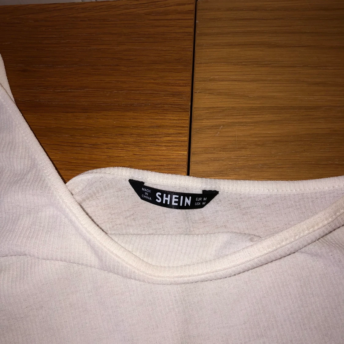 Enarmad tröja🤍 - 90