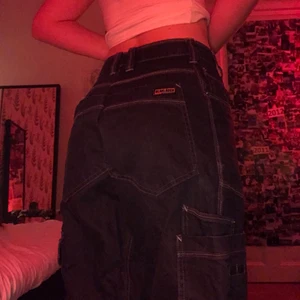 swag byxor - fina snickarbyxor 