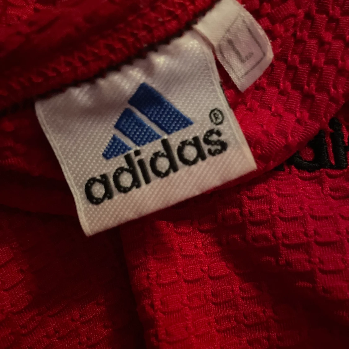 Adidas Vintage Spellout top - 90