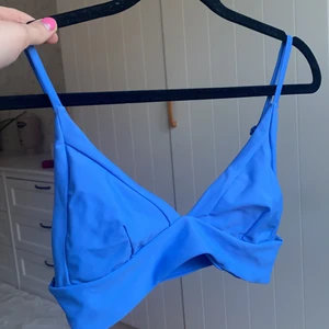 Bikinitopp - Så snygg bikini topp från nakd! Storlek M