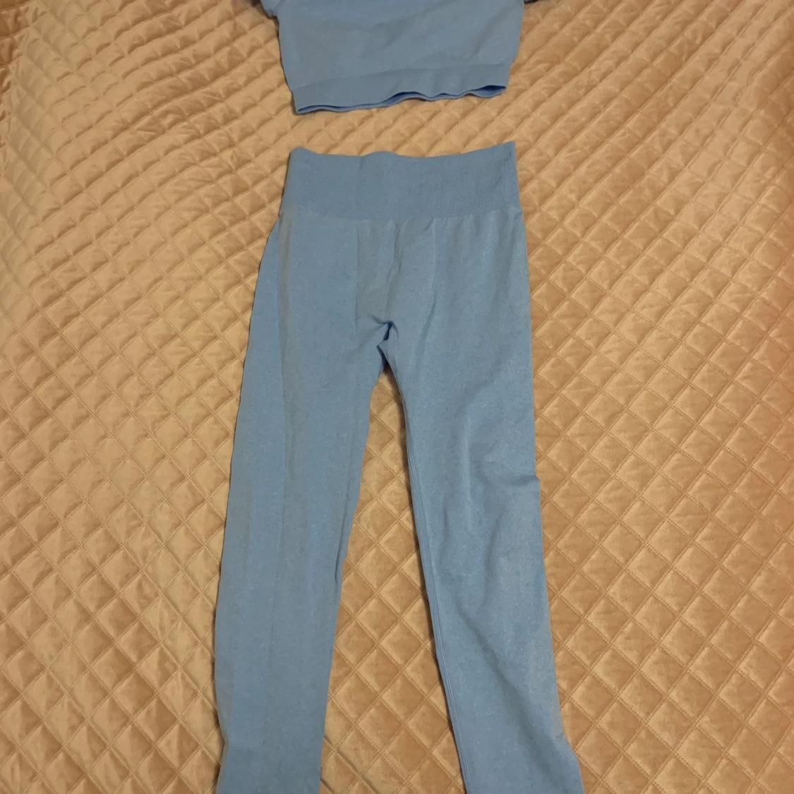 Träningset från Shein - 90