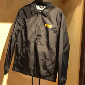 Jacka - Fett snygg jacka från hm som är oanvänd | Hör av er om ni har frågor!