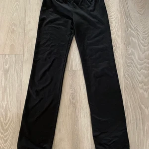 Träningsbyxor  - Plus frakt 