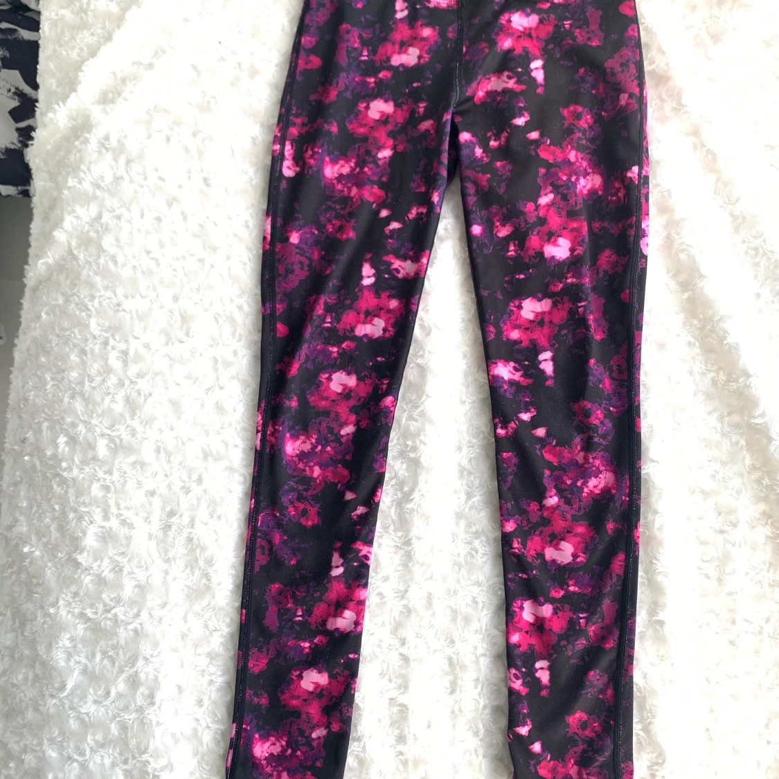 Tränings tights i storlek 146/152  - 90