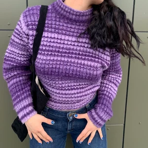 Zara jumper - Helt ny jättefin stickad tröja från Zara. Perfekt skick och färgerna är sååå fina! Värkligen så söt. Är en S men passar även xs och M! 💗