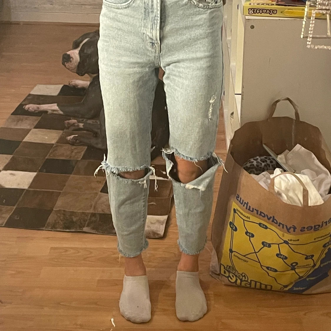 Mom jeans från ASOS stl 32