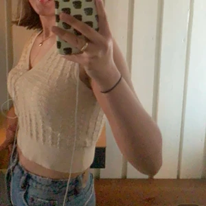 Väst - ”Virkad” väst från chiquelle som man kan styla på många olika sätt