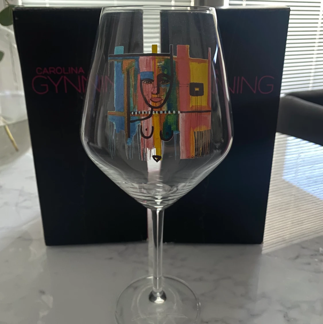 Rödvinsglas Carolina Gynning