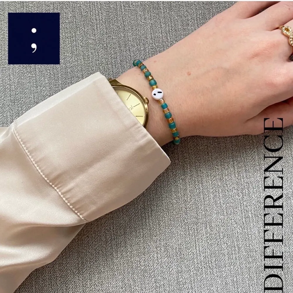 Köp vårt fina armband ”Difference” och var med i kampen mot psykisk ohälsa!💙 vi skänker 10% av alla inkomster till SucideZero💙. Accessoarer.