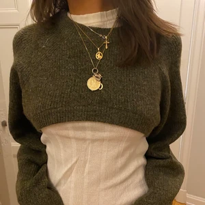 Stickad topp - Grön stickad topp från HM i storlek M 💛 Aldrig använd 