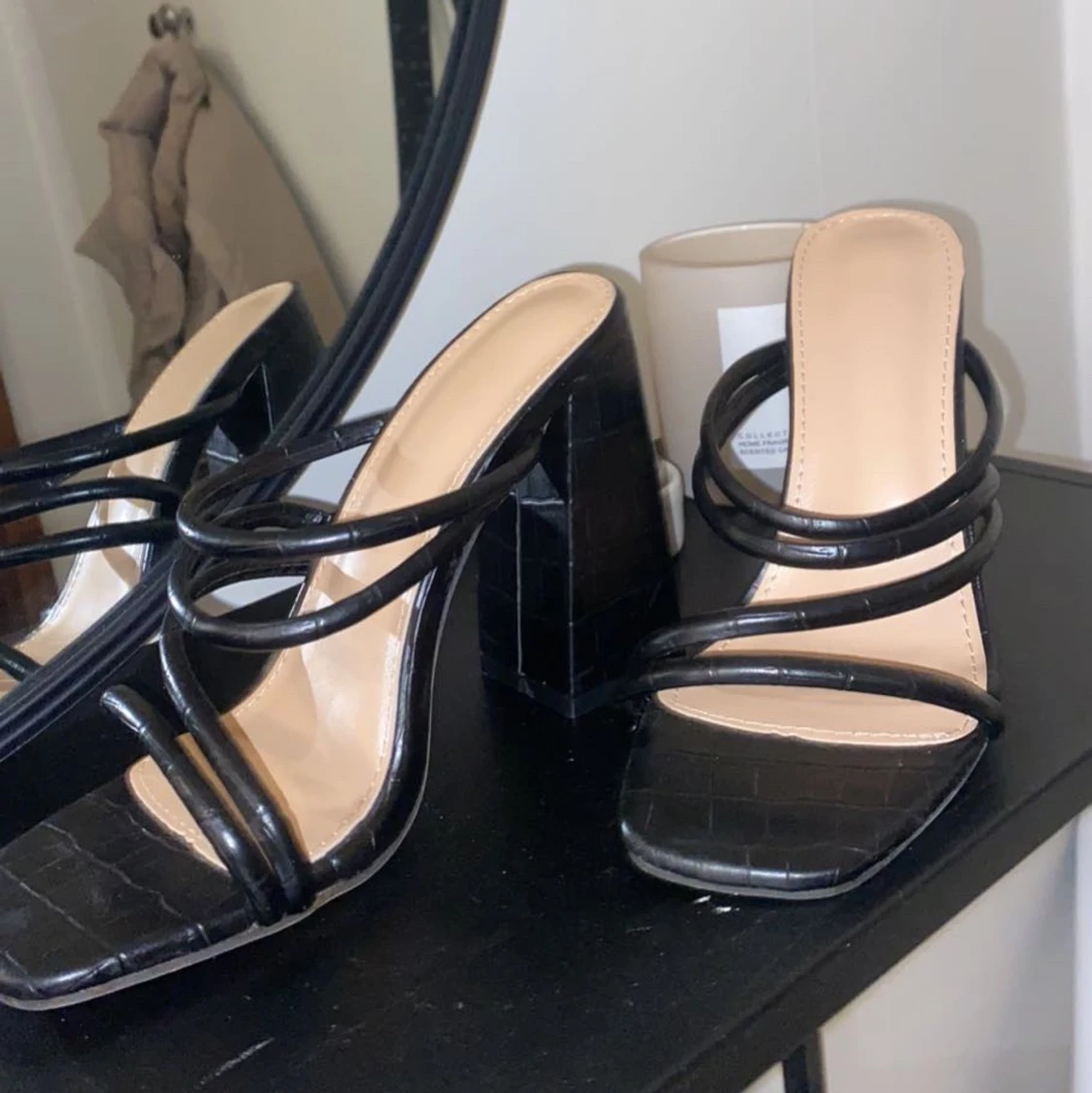 Klackar från shein storlek 36 - 90