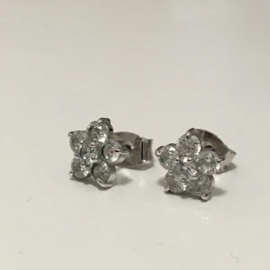Earings - All 40sek. Good conditions.