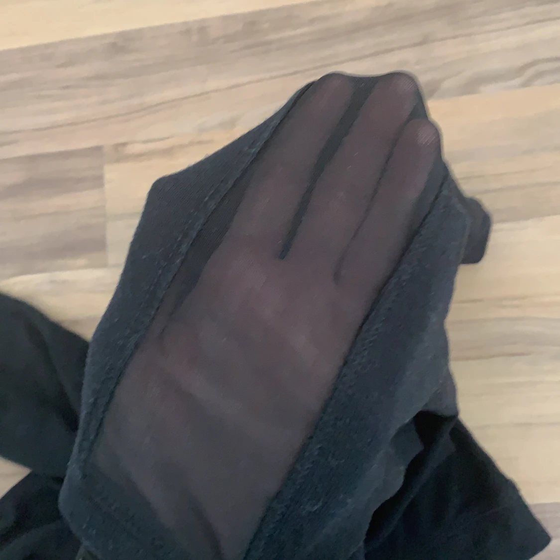 Basically svart tröja  - 91