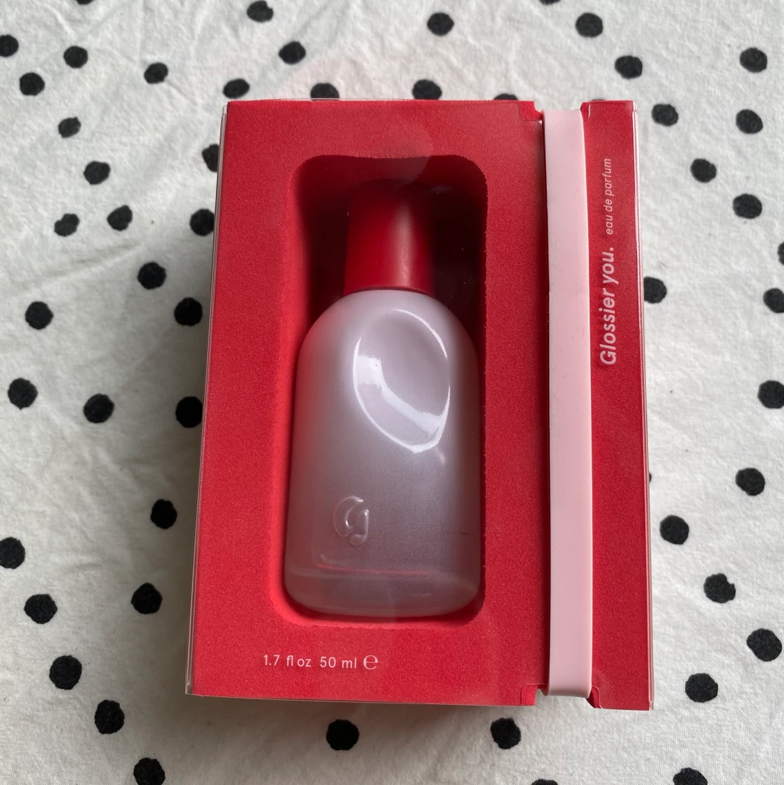 Helt ny parfym från glossier