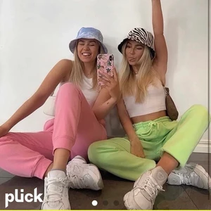 Rosa mjukisbyxor  - Super snygga & sköna mjukisbyxor. Köparen står för frakten 💕💕💕 jag är 167 cm