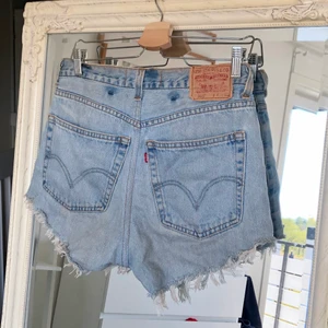 Levis jeans shorts strl 30 - Levis shorts 