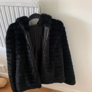 Päls jacka - Päls jacka, skriv privat för mer info