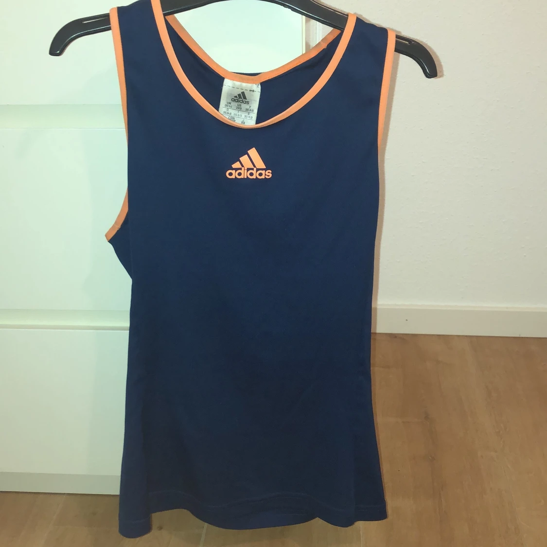 Adidas linne