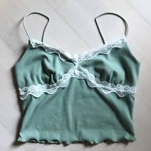 SHEIN Linne  - Oanvänt linne från SHEIN!💚Stl: S, köparen står för frakten! 