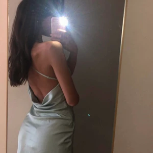 Satan klänning  - Grön satanklänning  