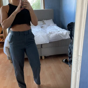 H&M  - Storlek 36, använd fåtal gånger. Väldigt bra skick.