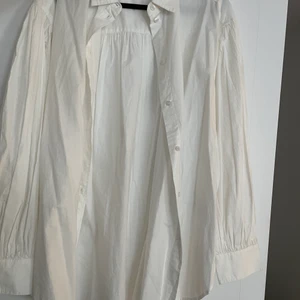 Oversized white blouse - Perfect condition, never worn 100 + frakt 💘