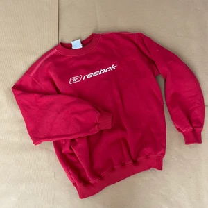 Reebok tröja  - mycket bekväm reeboktröja