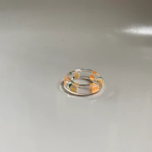 Blomm apelsin ring🌸🍊 - Nu finns en blomm apelsin ring som går att köpa i alla storlekar🤩 den kostar 35 kr för en och 2 för 65💗