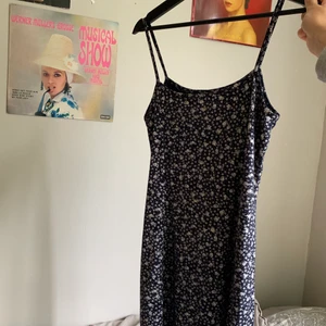 Klänning - 90 tal klänning