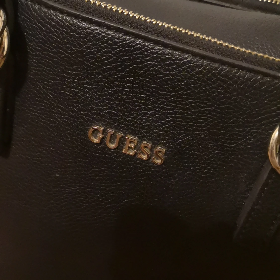 Guess plånbok och väska  - 90